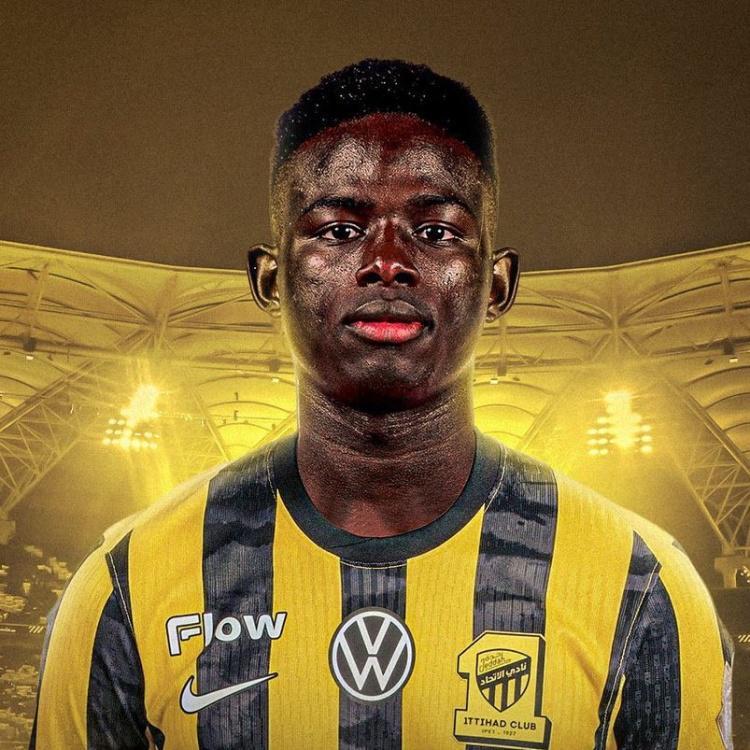 罗马诺：19岁边锋罗杰-费尔南德斯超3000万欧转会吉达联合HWG